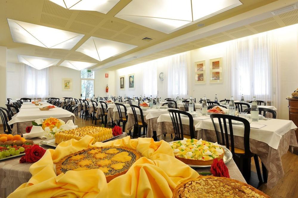 Hotel Terme Monticelli Terme Εξωτερικό φωτογραφία